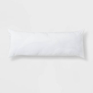 roomessentials has one of the best pregnancy pillows of 2022